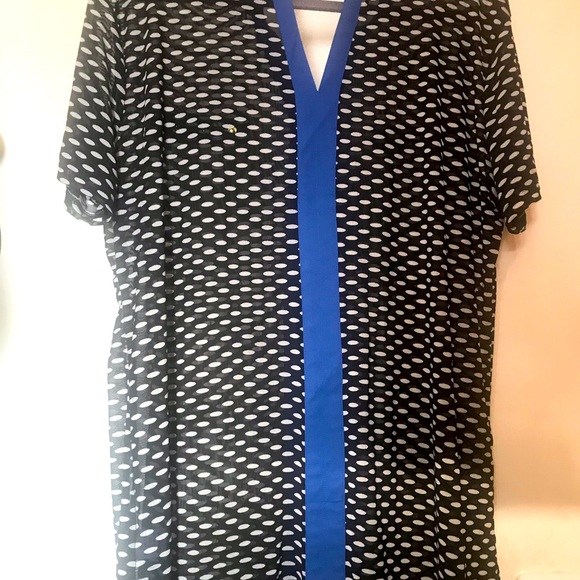 Pretty blue top - Picture 4 of 5